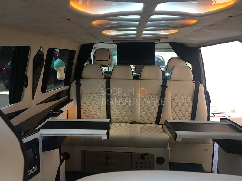 Renting a car with driver in Bodrum